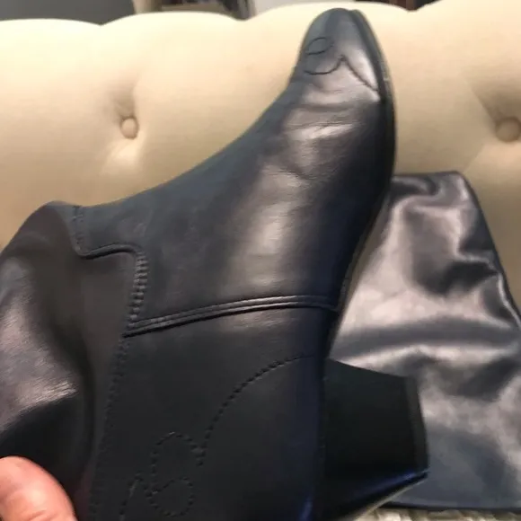 Lord &amp; Taylor boots