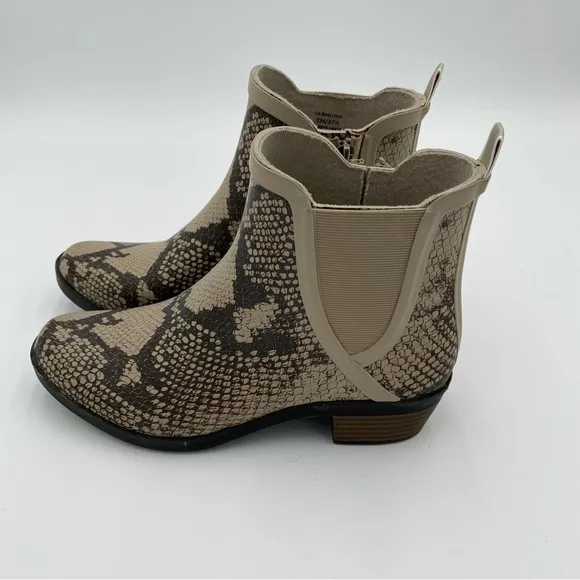 Lucky Brand Basel H20 Snake Print Rubber Rain Boots Ankle Booties Size 7 (NWOT)