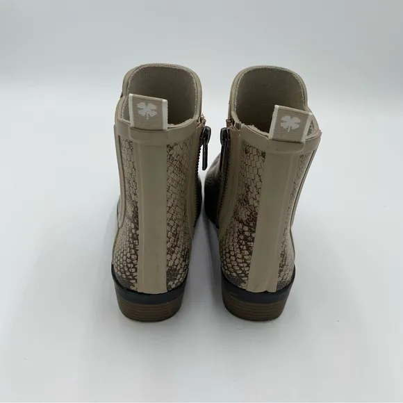 Lucky Brand Basel H20 Snake Print Rubber Rain Boots Ankle Booties Size 7 (NWOT)