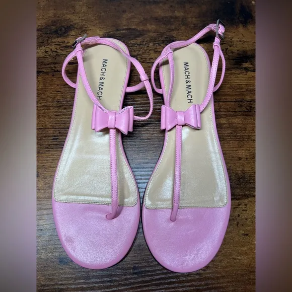 MACH &amp; MACH Pink Bow Sandals