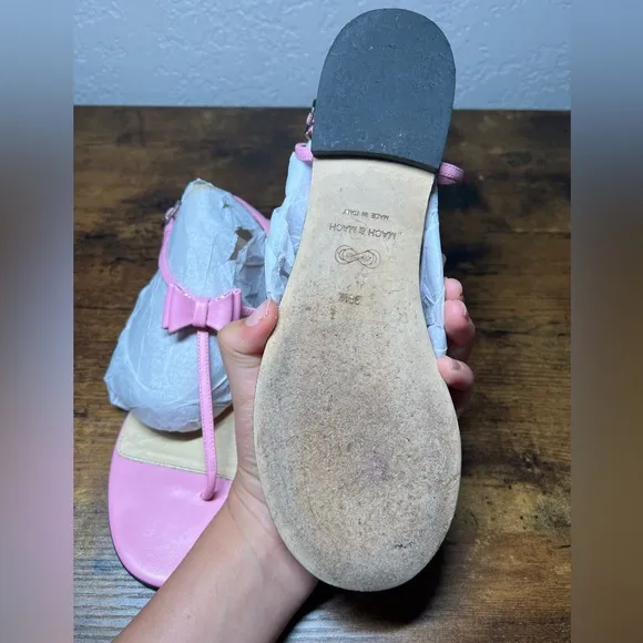 MACH &amp; MACH Pink Bow Sandals