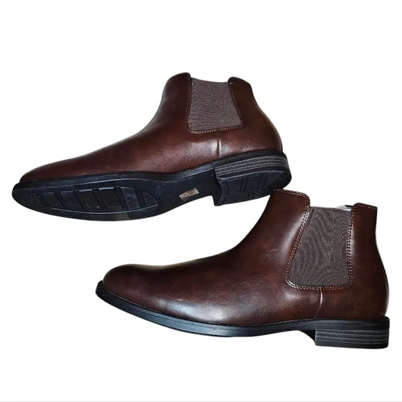 Madden Maxxin Brown Vegan Leather Ortholite 10