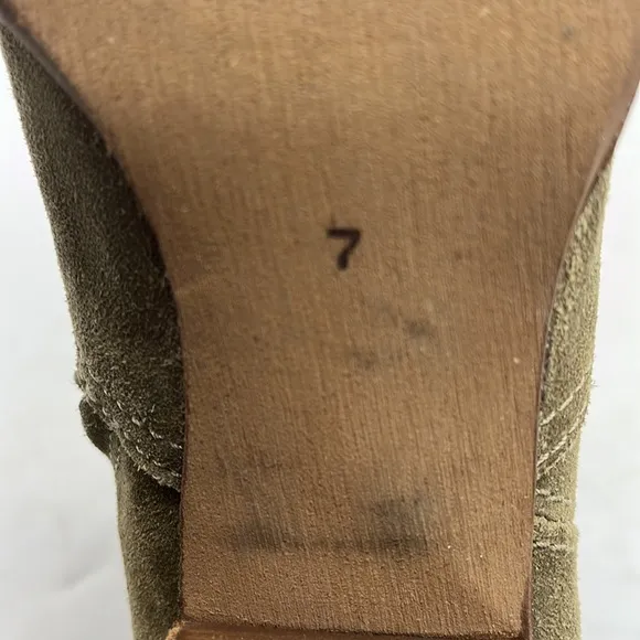 Madewell 1937 Footwear Tan Suede Ankle Bootie Size 7. MCA2520E