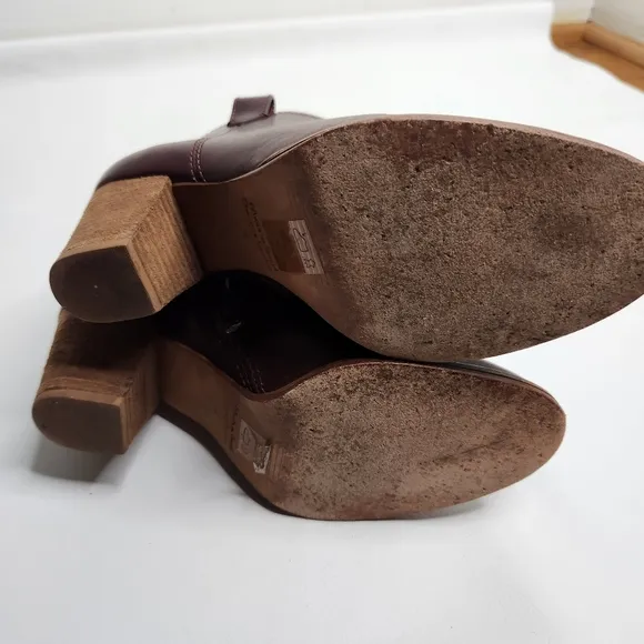 Madewell Billie Ankle Boots in Dark Cabernet