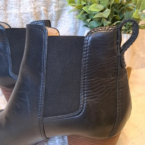 Madewell The Regan Women's Black Leather Ankle Boots Booties Size 9 Pull On
