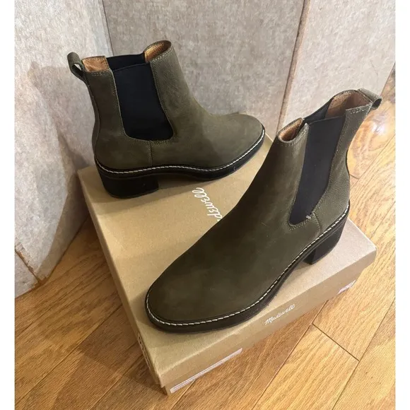 Madewell Women's Chelsea Lug Sole Heeled Boots in Cargo Green – Size 9.5, NIB