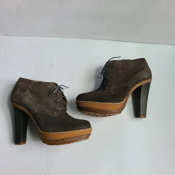 MADISON HARDING  suede leather ankle boots