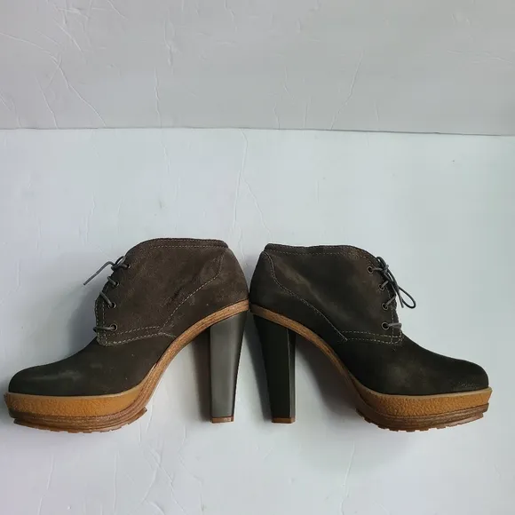 MADISON HARDING  suede leather ankle boots