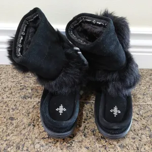 manitobah mukluks waterproof snow boots size 3Y