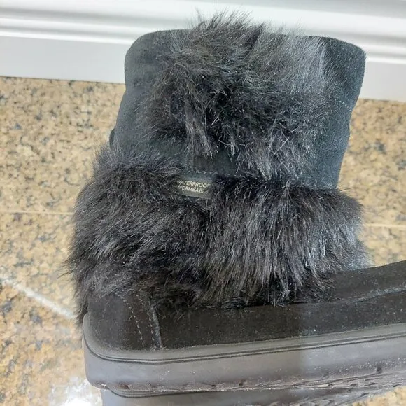 manitobah mukluks waterproof snow boots size 3Y