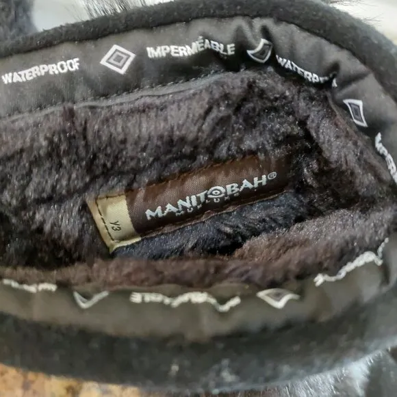 manitobah mukluks waterproof snow boots size 3Y