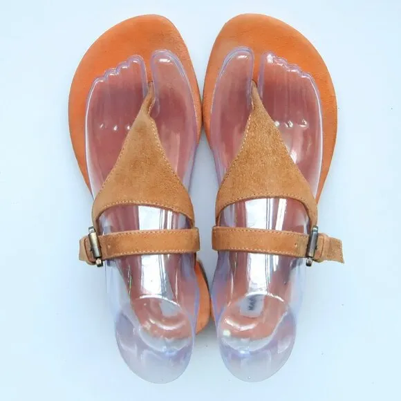 Manolo Blahnik Tan Suede Leather Thong Sandals Luxury Summer Flats Flip Flops 8