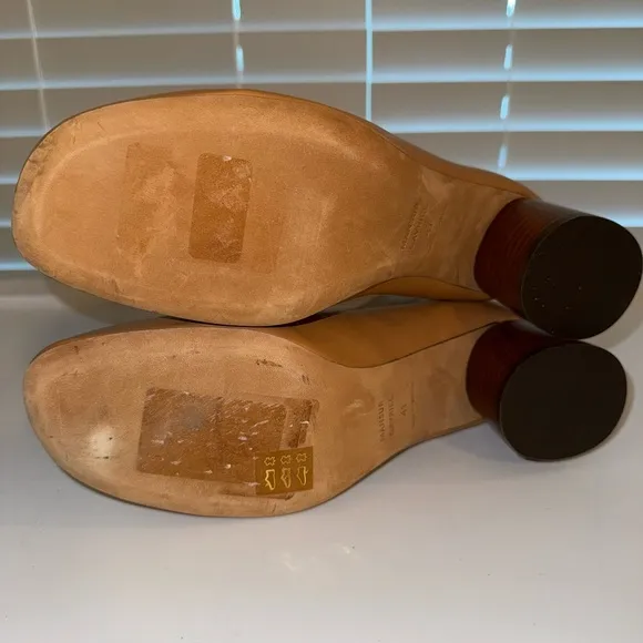 Mansur Garavani Glove Camel leather Ankle boots 41=11
