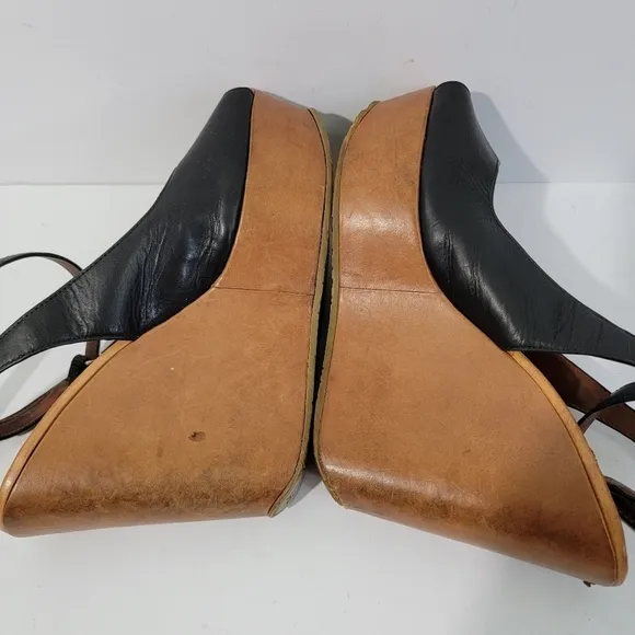 Marc By Marc Jacobs Black Leather Peep Toe Wedge Sandals Sz 39.5