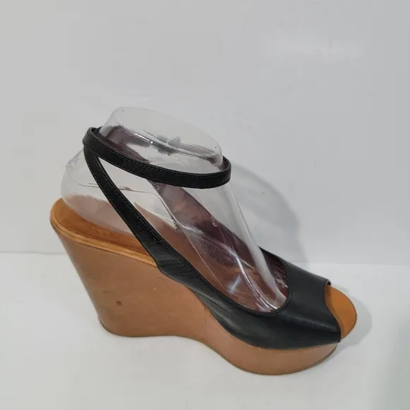 Marc By Marc Jacobs Black Leather Peep Toe Wedge Sandals Sz 39.5