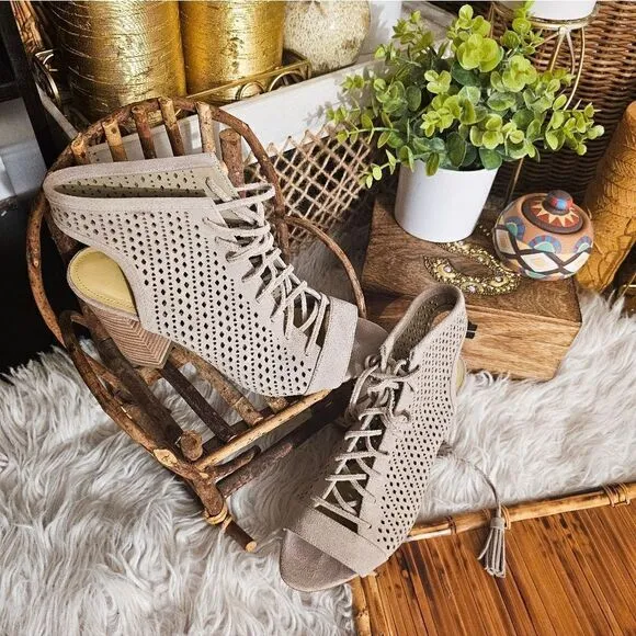 Marc Fisher Satire Lace Up Suede Leather Sandal.