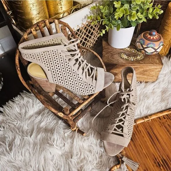 Marc Fisher Satire Lace Up Suede Leather Sandal.