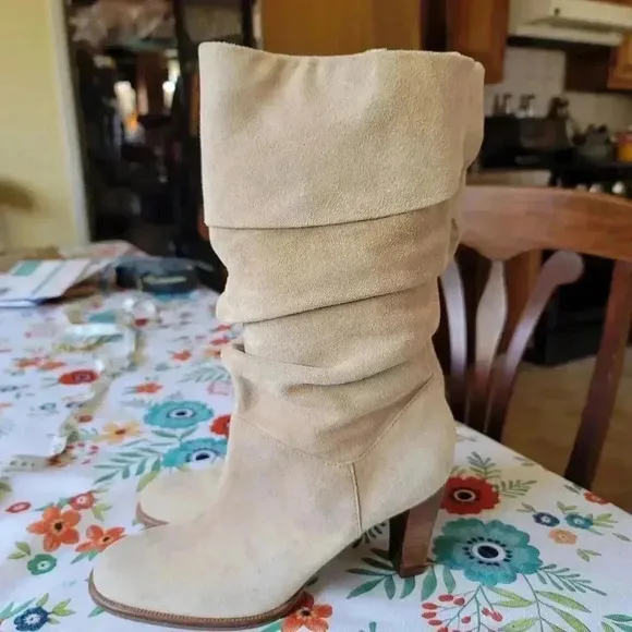 Maria Lya Cream Suede Heeled Boots Women's Size 7.5