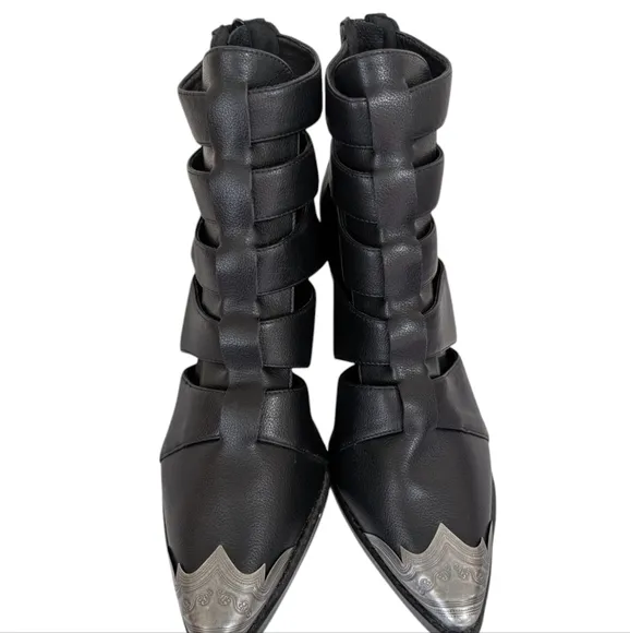 Matiesse Bianca Black Strappy Ankle Boots...size 9.5