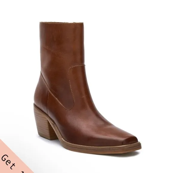Matisse Ezra Women's Brown Ankle Boosts.