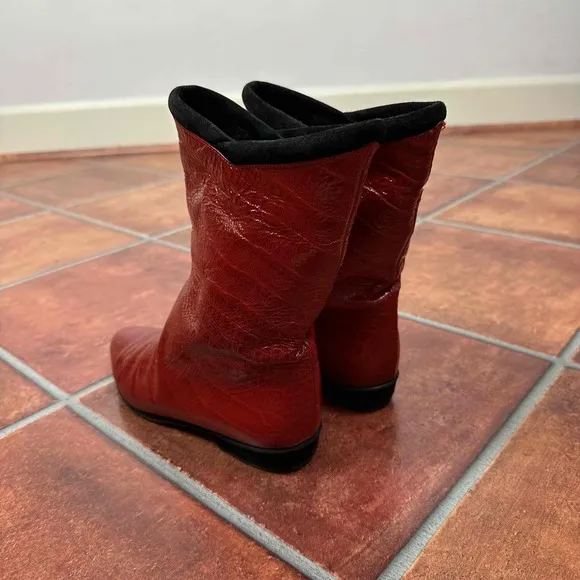 Maud Frizon Red Crocodile Pattern Pointed Toe Western Boots Size EU 36