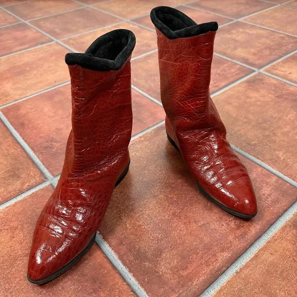 Maud Frizon Red Crocodile Pattern Pointed Toe Western Boots Size EU 36