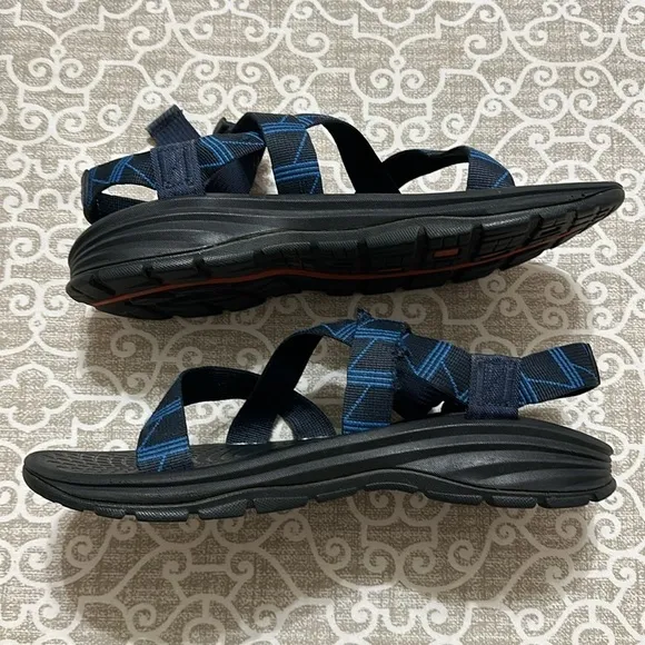 mens chaco sz 11 z flip sandals like new