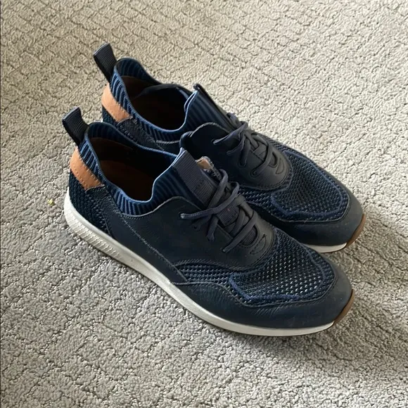 Men's Navy and Brown Casual Sneakers