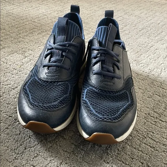 Men's Navy and Brown Casual Sneakers