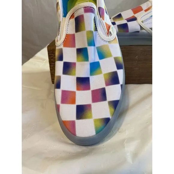 Mens Vans Light Rainbow‎ Checkered Slip-On Shoes-Size 10 -Excellent Condition