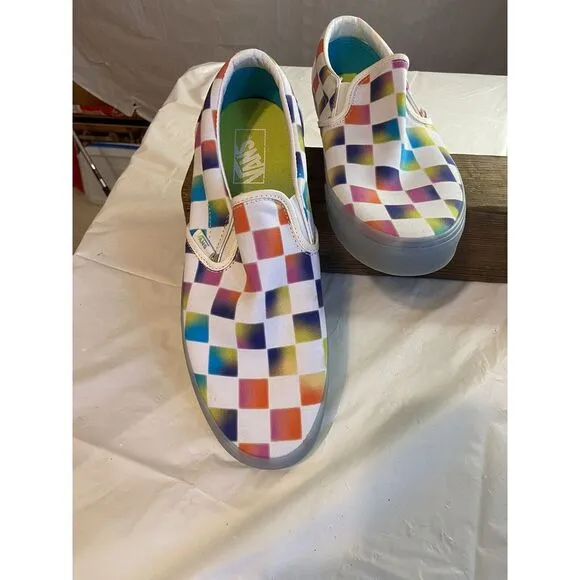Mens Vans Light Rainbow‎ Checkered Slip-On Shoes-Size 10 -Excellent Condition