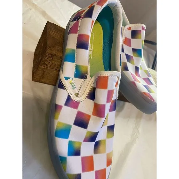 Mens Vans Light Rainbow‎ Checkered Slip-On Shoes-Size 10 -Excellent Condition