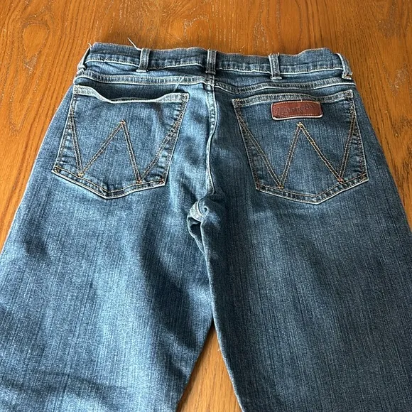 MEN'S WRANGLER RETRO RELAXED FIT BOOTCUT JEAN DARK STONE WASH SIZE 29x34 Patched