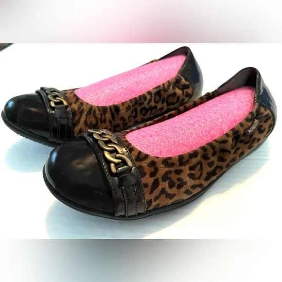 Mephisto Ballet Flats Brown Cheetah Leather Cap toe 7.5 slip ons animal Preppy