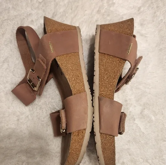Mephisto Tan Sandals with Buckle Straps