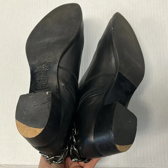 Mercadal silver chain leather ankle boots