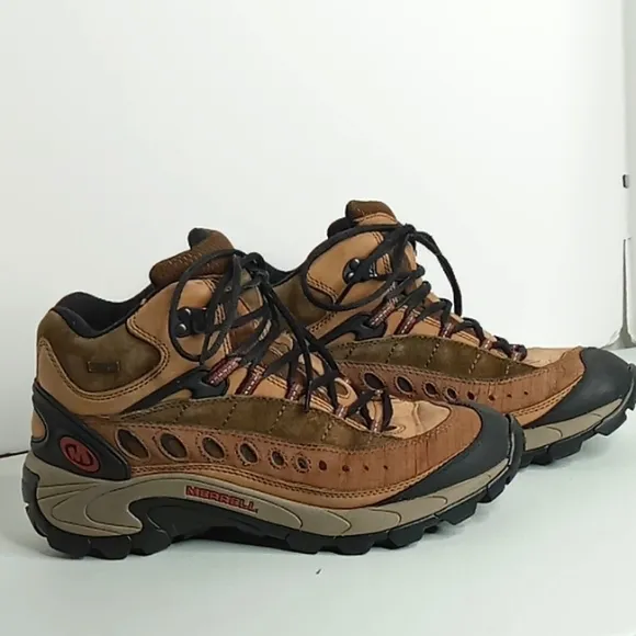 Merrell- Pulse - Waterproof Leather Combat/Hiking Boots - Men's 9