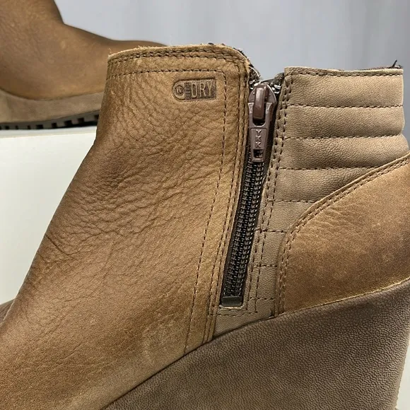 Merrell Women's Tremblant Bluff Waterproof Wedge Booties.