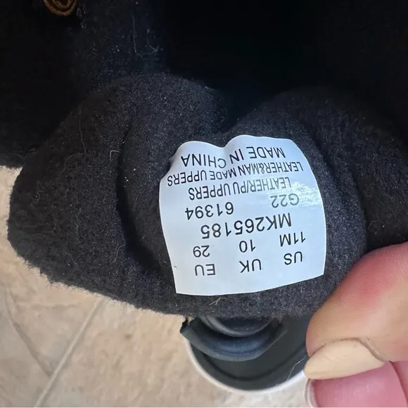 Merrill kids waterproof snow boots NWOT