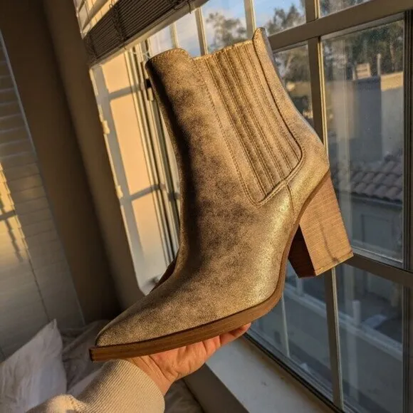 Mia Prairie Gold Ankle Boots Size 8.5 Women