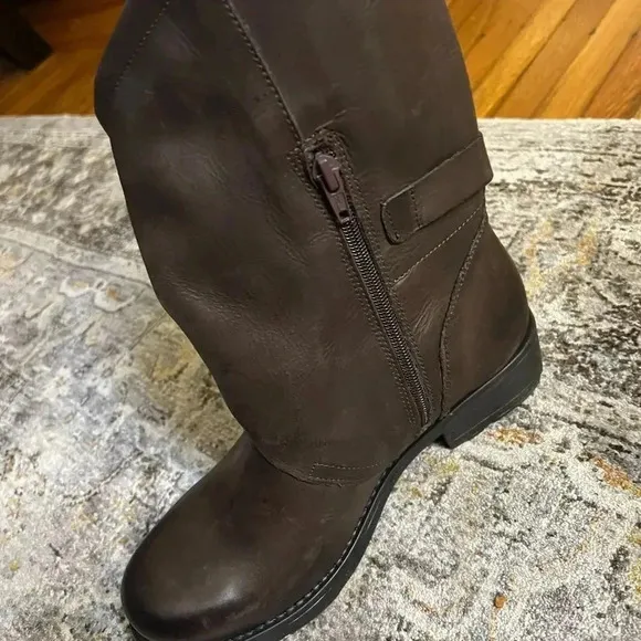 Miami Dark Brown Boots