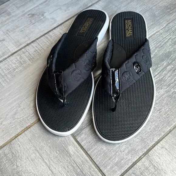 Michael Kors Lyssa Thong Sandals- black 9