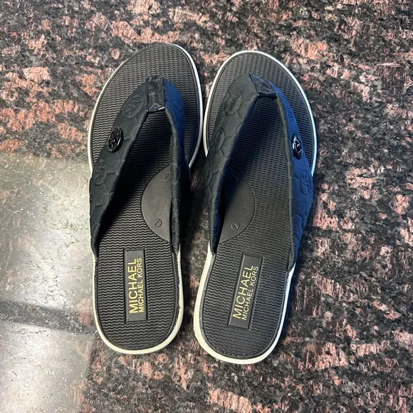 Michael Kors Lyssa Thong Sandals- black 9