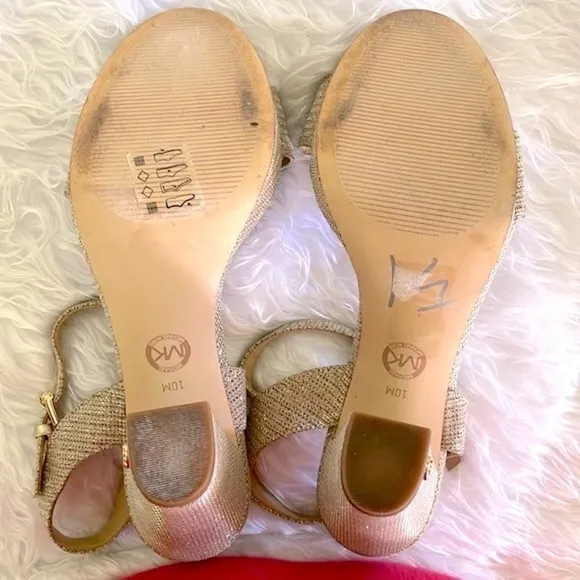 Michael Kors Pale Gold Metallic Shimmer Ankle Strap Block Heeled Sandals Pumps
