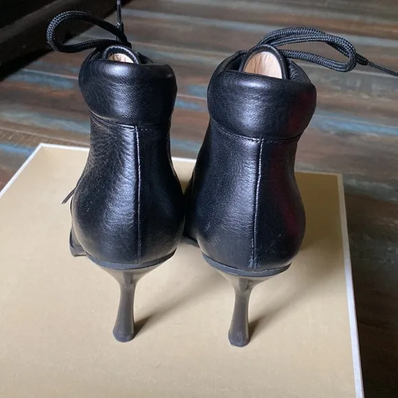 Michael Kors Shiver Black Deerskin Leather Ankle Boots Size 7 1/2