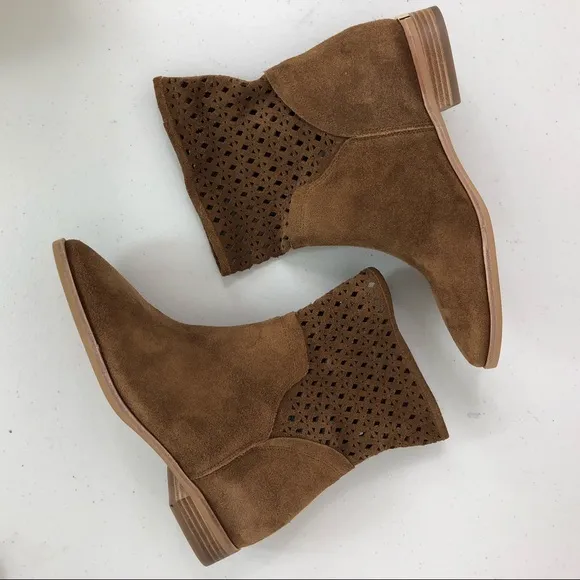 Michael Michael Kors SuedeBrown Ankle Boots Sz 6
