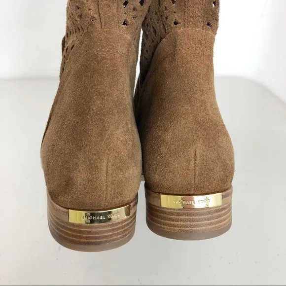 Michael Michael Kors SuedeBrown Ankle Boots Sz 6