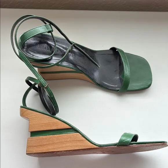 Michelle Mason Black and Green Sandals