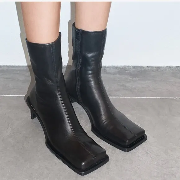 MIISTA BRENDA SONIC BLACK NAPPA ANKLE BOOTS