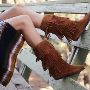 Minnetonka 3-Layer Fringe Boots